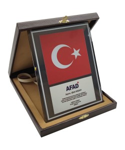 EKT-700 Kutulu Kristal Plaket